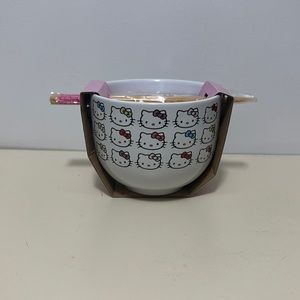 Hello Kitty glass noodle bowl with chopsticks